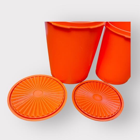 Vintage Tupperware Set of 2 Servalier Cannisters Orange 811-6 809-5 MCM Made USA - Picture 4 of 11